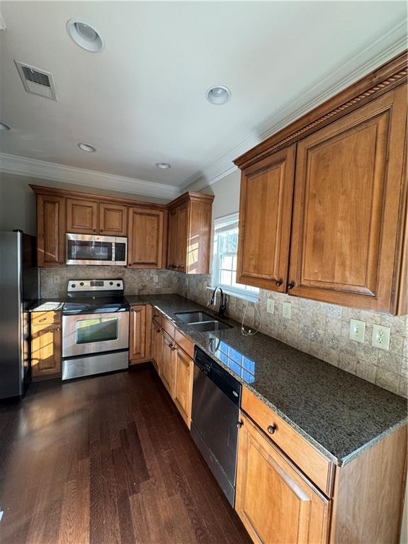 Building Photo - 5571 Lindeman Ln