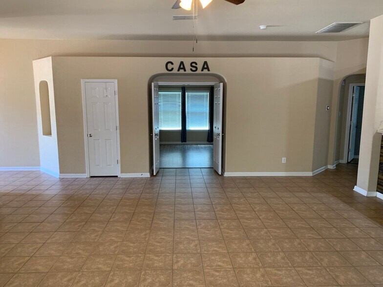 Building Photo - 8411 White Mulberry