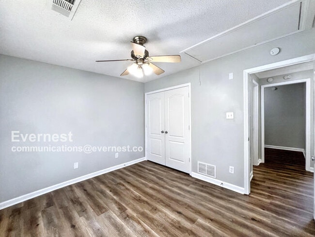 Building Photo - 4616 Bolin Rd