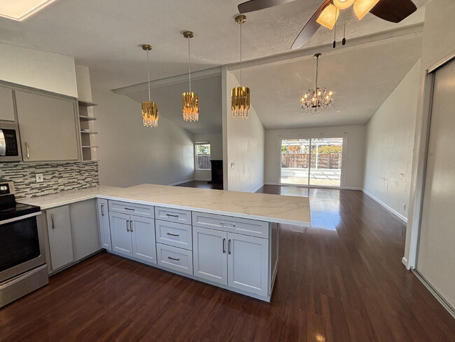 Building Photo - "Beautiful and Open Concord Retreat: 3-Bed...