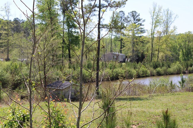 Building Photo - 818 W Grantville Rd