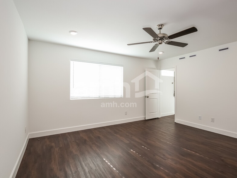 Building Photo - 2731 Hot Cider Ave