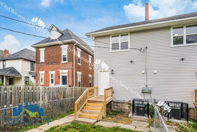 Building Photo - 53-55 Hawkes Avenue, Columbus, OH 43222