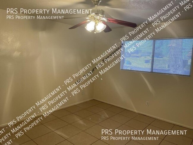 Building Photo - 47 N Maple-