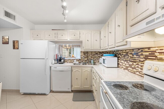 Building Photo - 4191 NW 41st St