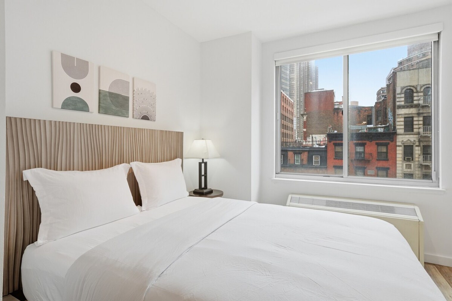 Building Photo - 7 Sniffen Ct