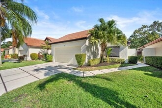 Building Photo - 4 Ironwood Way N