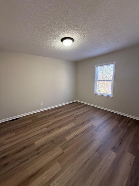 Building Photo - 850 Lakeview Dr