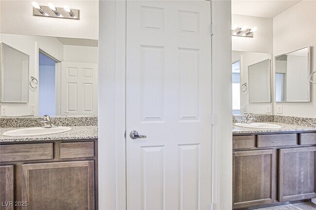 Building Photo - 9240 Black Diamond St