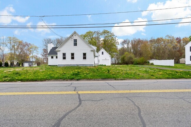 Building Photo - 539 Maple Ave