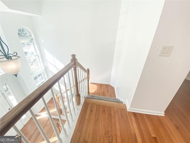 Building Photo - 1068 South Gordon Rd SW