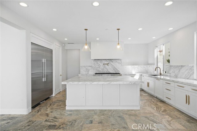 Building Photo - 55 Via Sonrisa