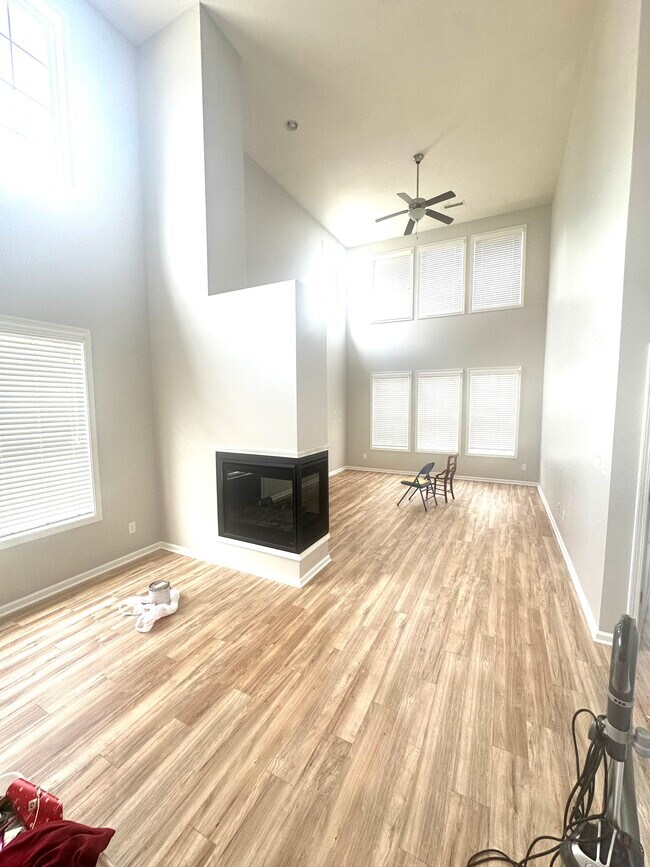 Building Photo - 7168 Marshbury Way