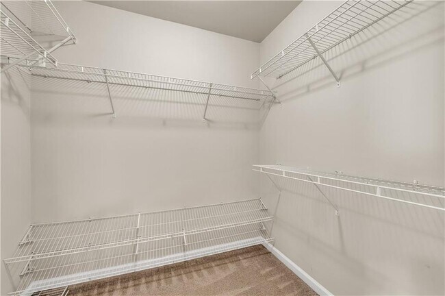 Building Photo - 501 Grove Field Ct NW