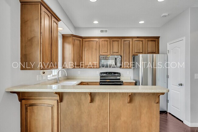 Building Photo - 928 Chelsea Ln