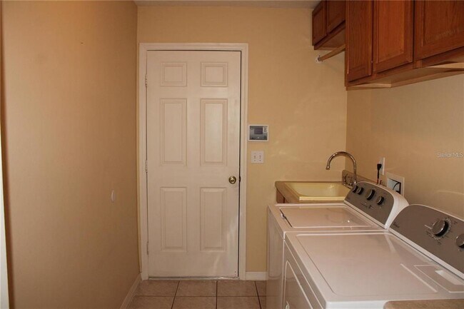 Building Photo - 11479 Walden Loop