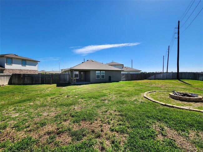 Building Photo - 14503 Rain Tree Dr