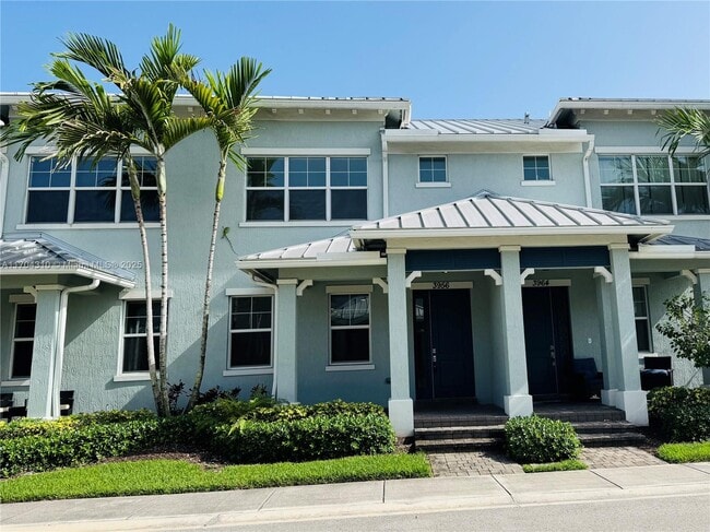 Building Photo - 3956 Poinciana Ln