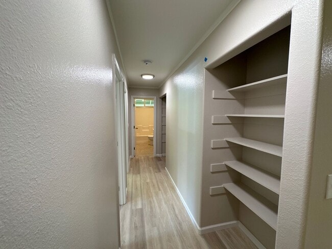 Building Photo - 16-135 Ilima St. Keaau, HI 96749