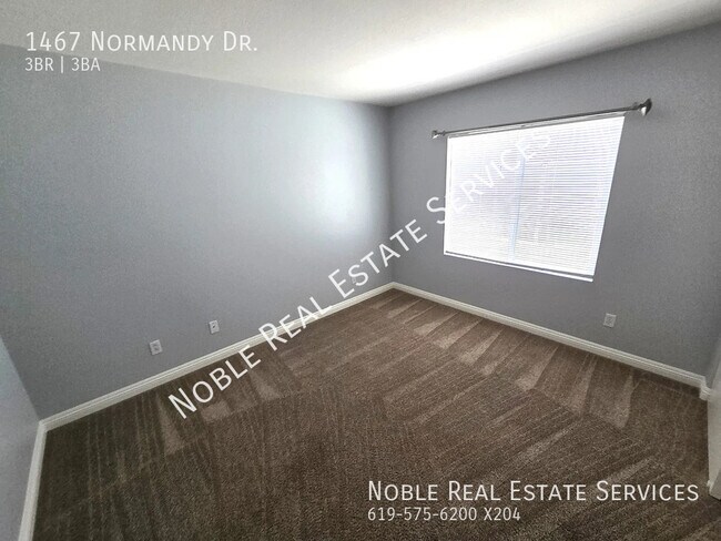 Building Photo - 1467 Normandy Dr