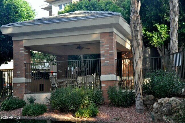 Building Photo - 2989 N 44th St