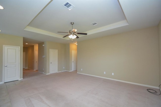 Building Photo - 8135 Running Brook Ln