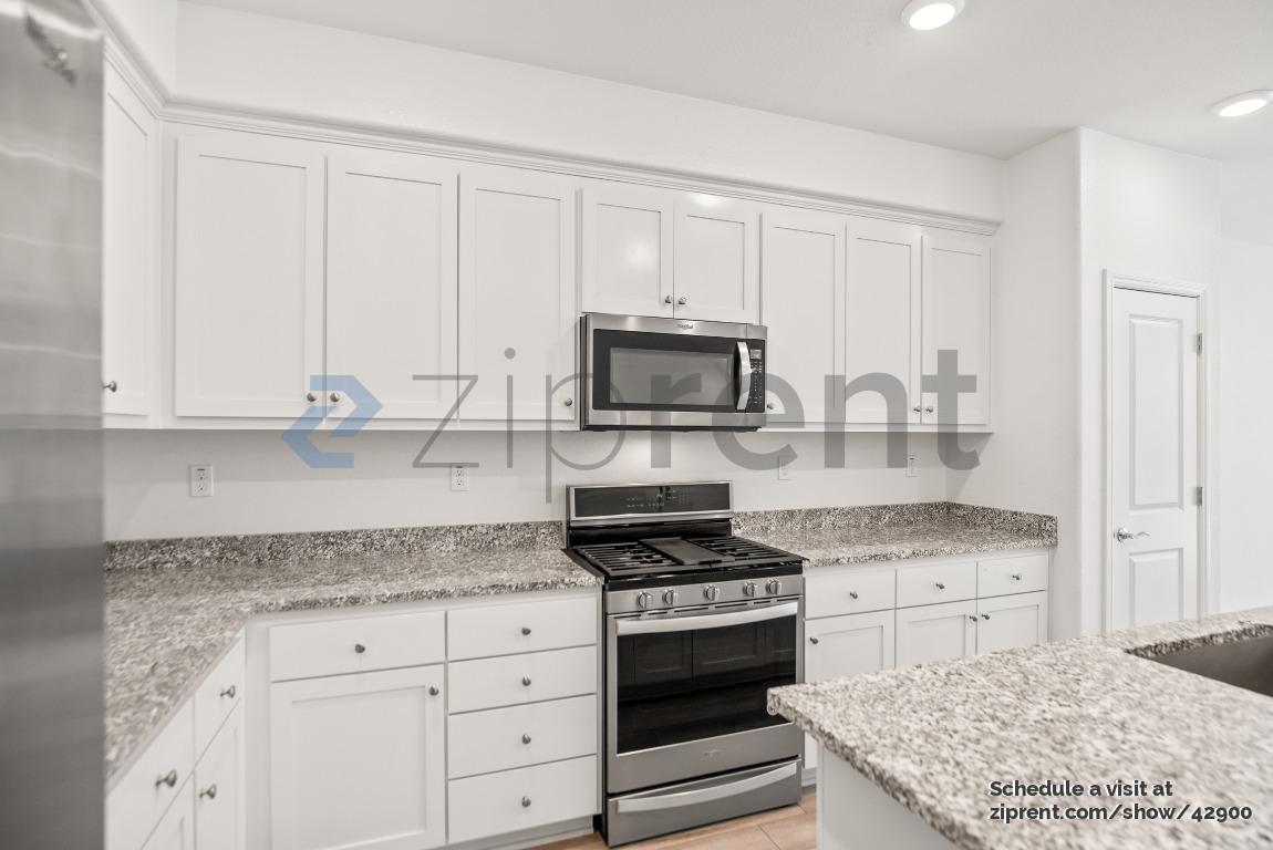 Building Photo - 40711 Penstemon Terrace