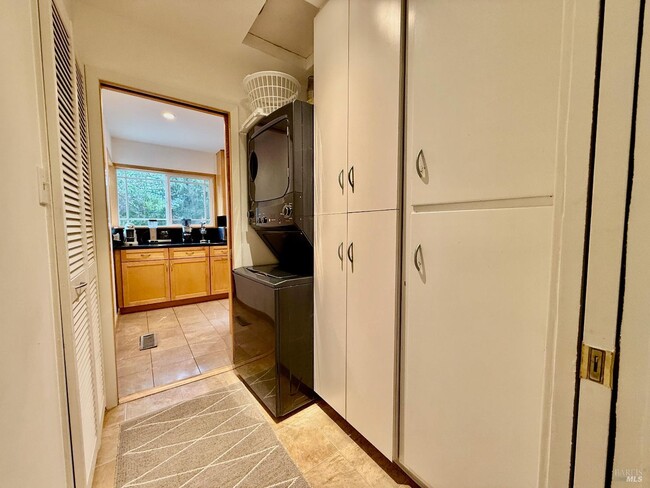 Building Photo - 1607 Foothill Blvd