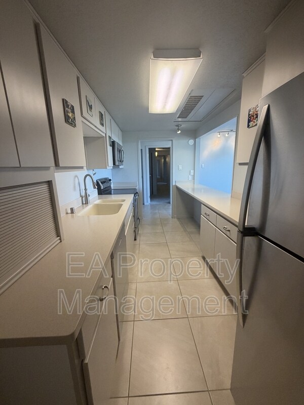 Building Photo - 1331 Park Ave SW