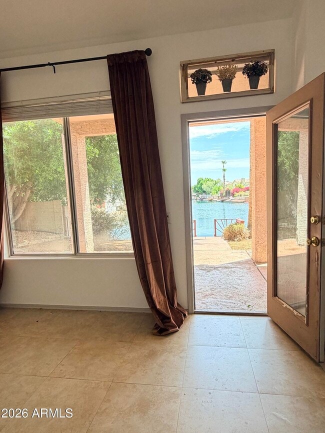 Building Photo - 5215 W Tonopah Dr