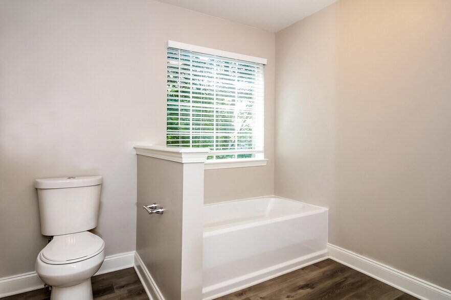 Building Photo - 2538 Rock Creek Ct