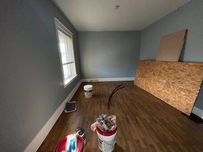 Building Photo - 6155 Sherry Ave