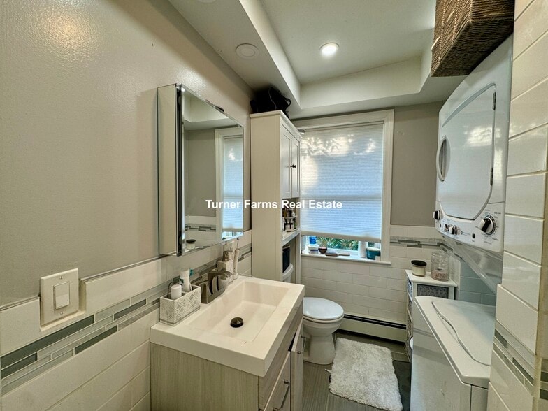 Building Photo - 91 Hudson St