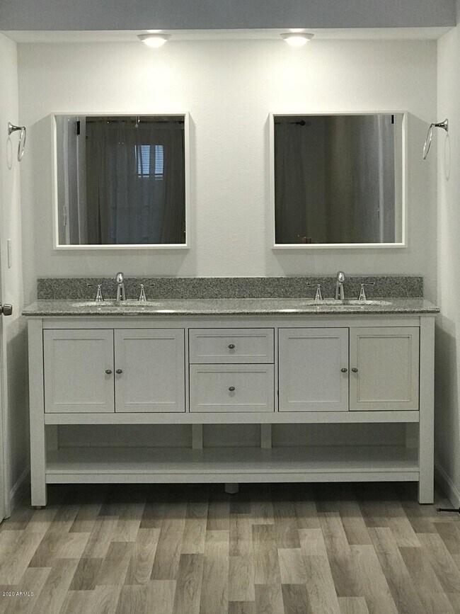 Building Photo - 3001-3038 N 38th St