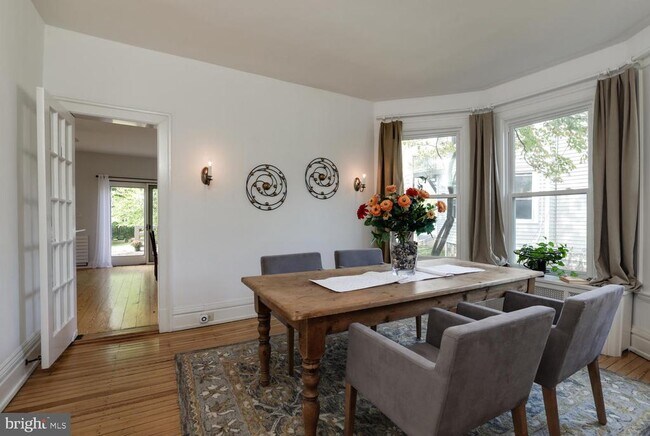 Building Photo - 30 Vandeventer Ave