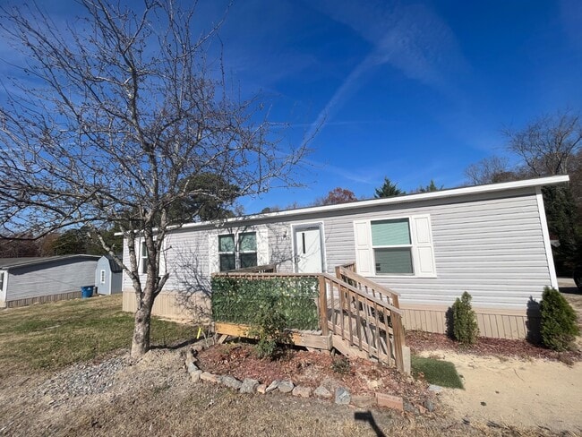 Building Photo - 113 High Ridge Ct