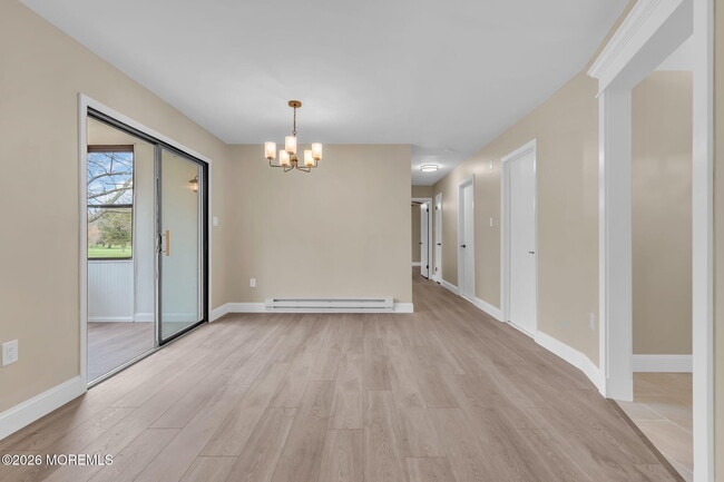 Building Photo - 168 Amberly Dr