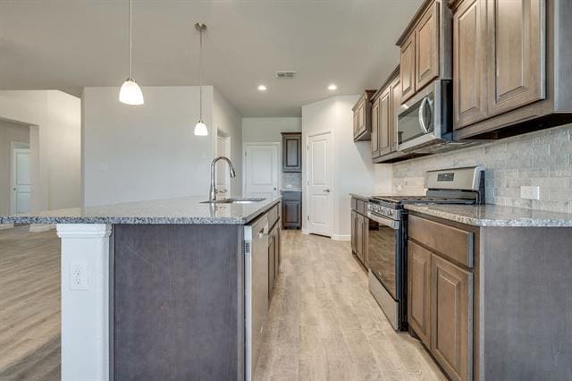 Building Photo - 1441 Archway Ct