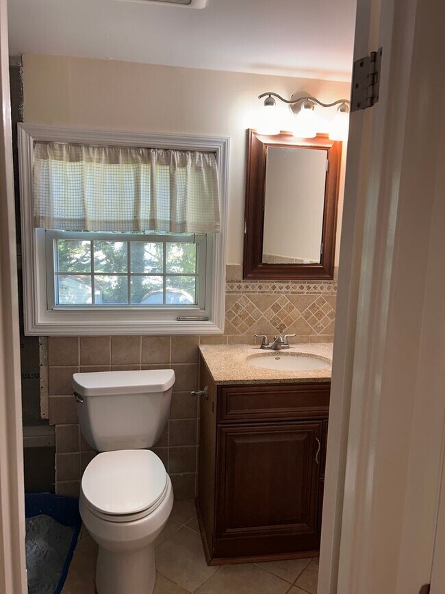 Building Photo - Annapolis Single Family Home