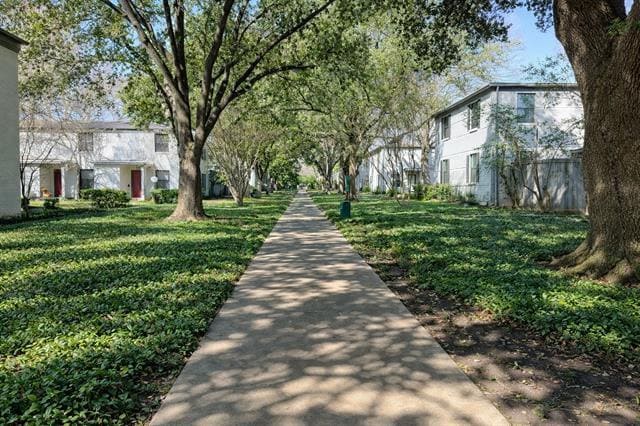 Building Photo - 4924 Lahoma St