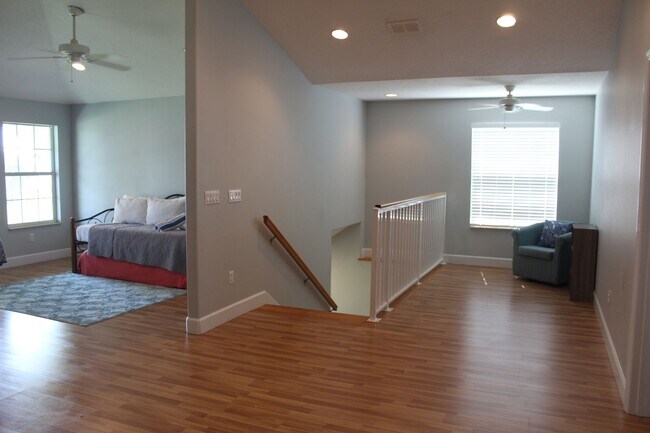 Building Photo - Furnished Riverview Home w/ Pool