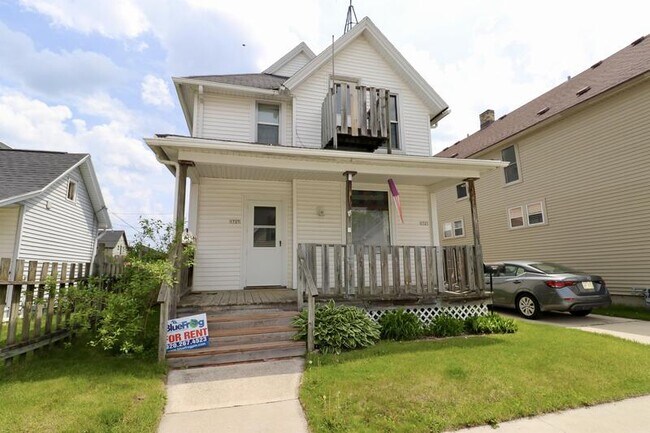 Primary Photo - 1725-1727 S 12th St