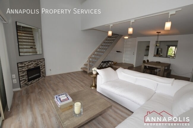 Building Photo - 7044 Harbour Village Ct