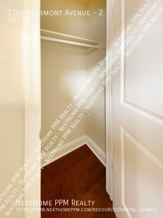 Building Photo - 1306 Peermont Ave