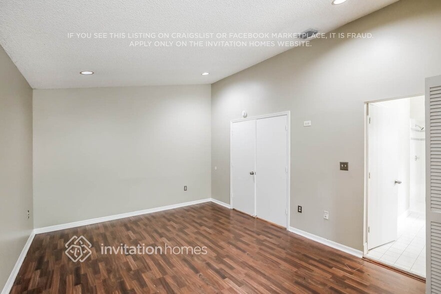 Building Photo - 3970 Fern Forest Rd