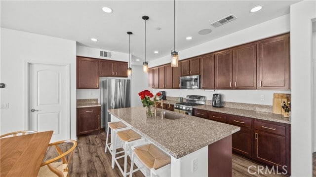 Building Photo - 36434 Geranium Dr