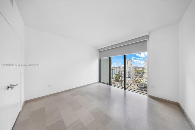 Building Photo - 88 SW 7th St