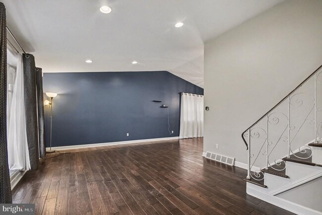 Building Photo - 2903 Henley Rd