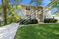 Building Photo - 904 E Hackley-