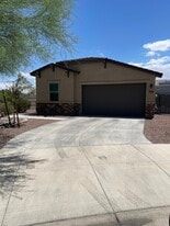 front of house. - 21335 West Granada Road